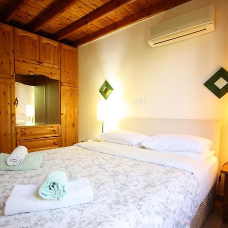 Hilltop Chalet Pissouri Buitenkant foto